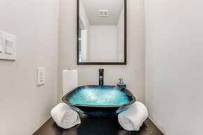 Charming Atlanta Home w/ Yard ~ 7 Mi to Downtown!