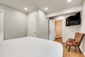 Charming Atlanta Home w/ Yard ~ 7 Mi to Downtown!