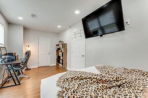 Charming Atlanta Home w/ Yard ~ 7 Mi to Downtown!