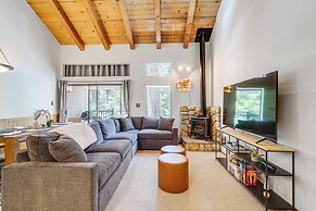 Scenic Carnelian Bay Townhome - Steps to Lake!