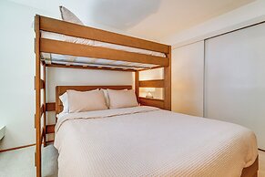 Scenic Carnelian Bay Townhome - Steps to Lake!