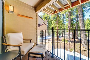 Scenic Carnelian Bay Townhome - Steps to Lake!