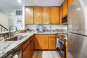 Scenic Carnelian Bay Townhome - Steps to Lake!