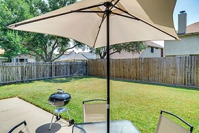 Pet-friendly Corpus Christi Home: 12 Mi to Beach!