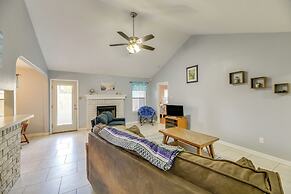 Pet-friendly Corpus Christi Home: 12 Mi to Beach!
