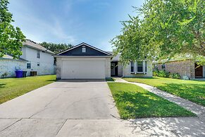 Pet-friendly Corpus Christi Home: 12 Mi to Beach!