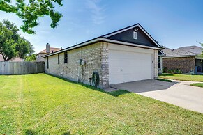 Pet-friendly Corpus Christi Home: 12 Mi to Beach!