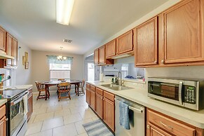 Pet-friendly Corpus Christi Home: 12 Mi to Beach!