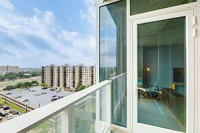 Luxury Austin Condo: Pool Access, Near Downtown!