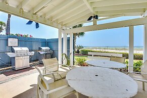 Oceanfront Destin Condo With Pool & Beach Access