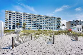Oceanfront Destin Condo With Pool & Beach Access