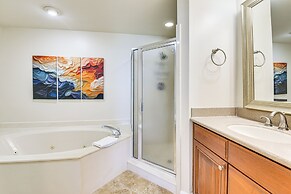 Oceanfront Destin Condo With Pool & Beach Access