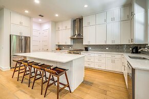 Spacious Austin Home: Near S Congress & Downtown!