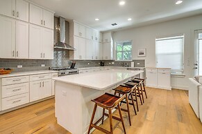 Spacious Austin Home: Near S Congress & Downtown!