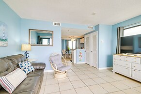 Shore & Pool Access: Resort Condo in Myrtle Beach!