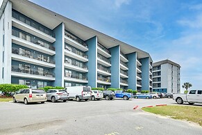 Oceanfront Condo w/ Pool Access in Myrtle Beach!