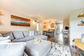 Branson Condo w/ Mountain-view Deck, Pool Access