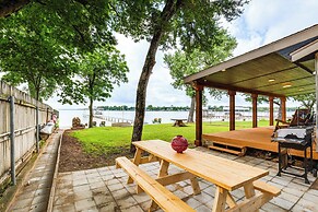 Private Dock & Deck: Eagle Mountain Lake Retreat!