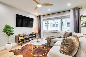 Stylish Chicago Retreat: Walk to Loyola University