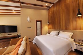 Ara by Colombo Villas