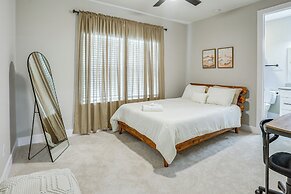 Pet-friendly Houston Home w/ Patio: 6 Mi to Dtwn!