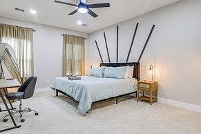 Pet-friendly Houston Home w/ Patio: 6 Mi to Dtwn!