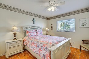 Dog-friendly Cape Coral Home: On-site Canal Access