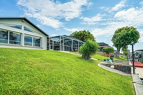 Dog-friendly Cape Coral Home: On-site Canal Access