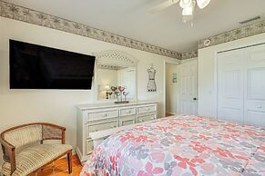 Dog-friendly Cape Coral Home: On-site Canal Access