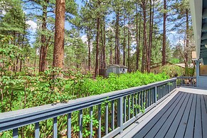 Deck + Pool Table: Pinetop-lakeside Nature Escape