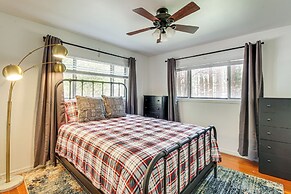 Deck + Pool Table: Pinetop-lakeside Nature Escape