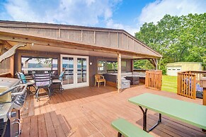 Lakefront Cabin in Jay w/ Deck, Views & Boat Ramp!