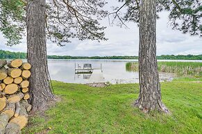 Mound Waterfront Retreat w/ Shared Fire Pit & Dock
