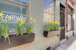 Stylish Dtwn Knoxville Condo w/ Rooftop Deck!