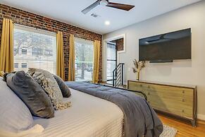 Stylish Dtwn Knoxville Condo w/ Rooftop Deck!