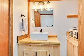 Cozy Catskills Cabin - 12 Mi to Windham Mountain!