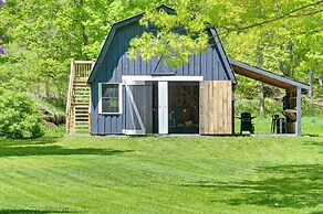 Catskills Family Retreat: Fishing & Hiking On-site