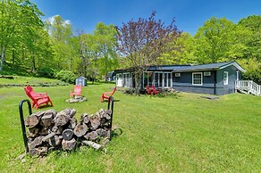 Catskills Family Retreat: Fishing & Hiking On-site