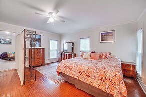 Charming Champaign Victorian w/ Deck!