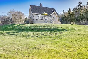 Peaceful Lubec Home w/ Views: Walk to Beach!