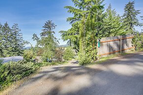 Peaceful Eugene Country Cottage w/ Mountain Views
