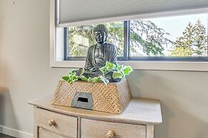 Peaceful Eugene Country Cottage w/ Mountain Views