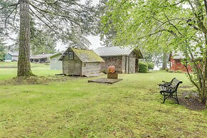 Waterfront Grapeview Escape w/ Boat Dock & Views!