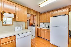 Waterfront Grapeview Escape w/ Boat Dock & Views!