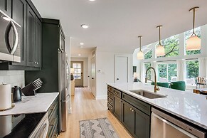 Dock & Fire Pit: Lakefront Home in Malakoff!