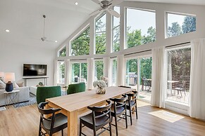 Dock & Fire Pit: Lakefront Home in Malakoff!