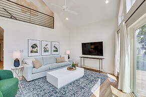 Dock & Fire Pit: Lakefront Home in Malakoff!