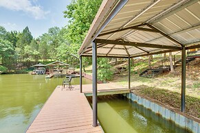 Dock & Fire Pit: Lakefront Home in Malakoff!