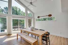 Dock & Fire Pit: Lakefront Home in Malakoff!