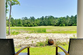 Springfield Studio Rental w/ Golf Course View!